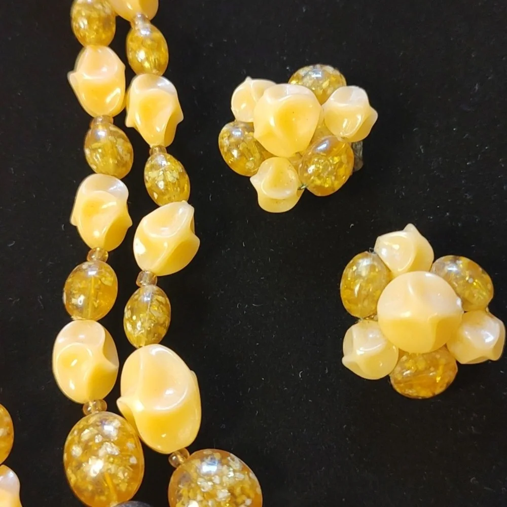West Germany Beaded Necklace Set - Picture 2 of 8